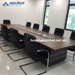 Bàn họp kiểu dáng hiện đại, gỗ công nghiệp